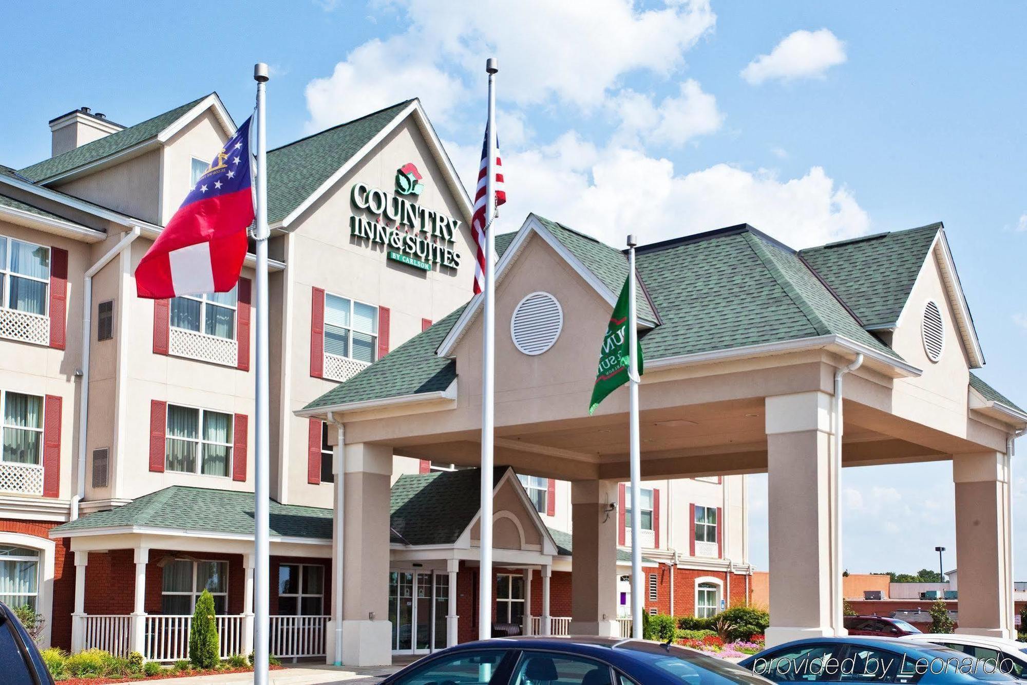 Clarion Pointe Columbus-Bradley Park Exterior foto